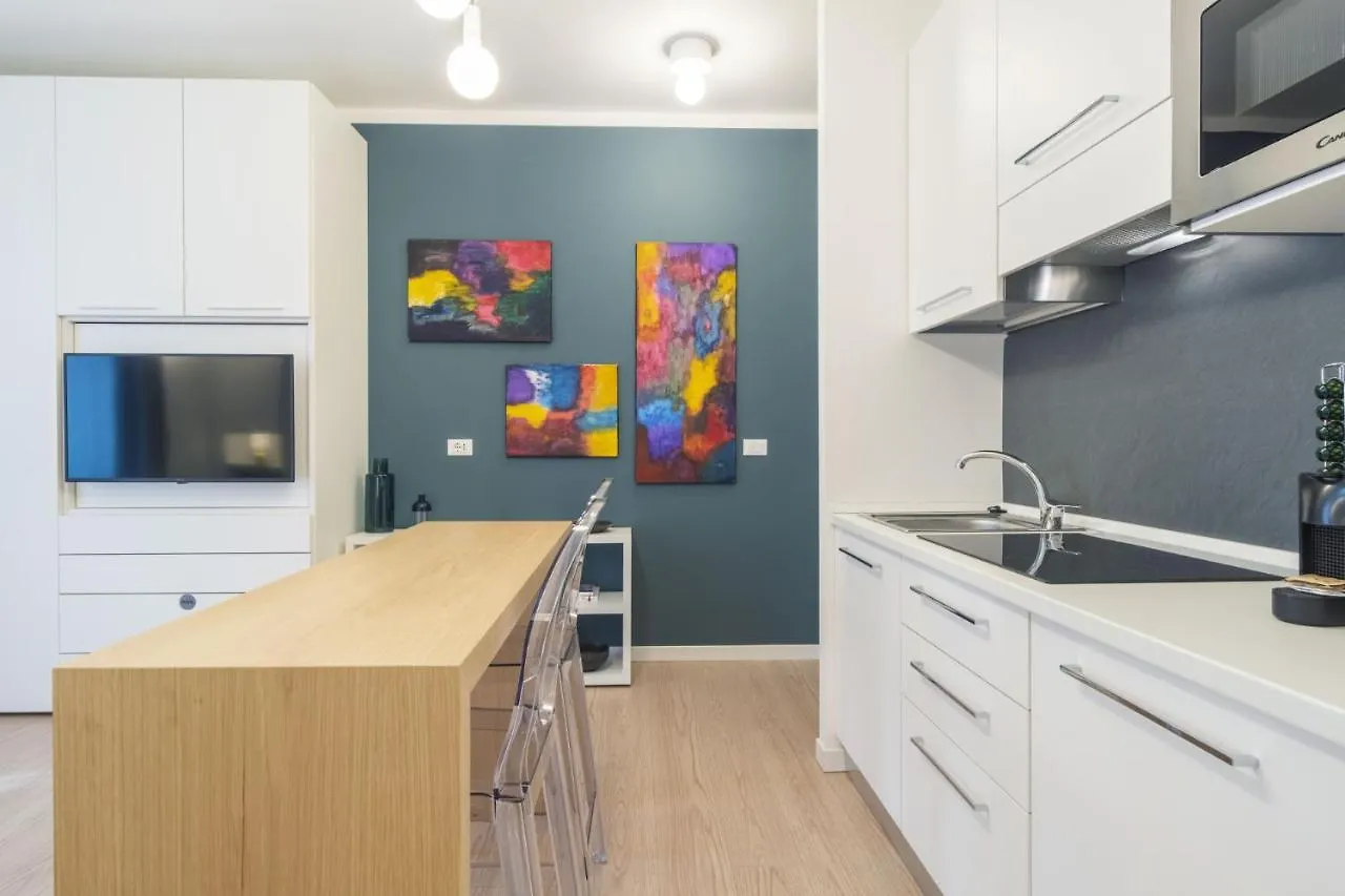 Easylife - Moderno E Chic Studio In Porta Venezia Milan Apartment