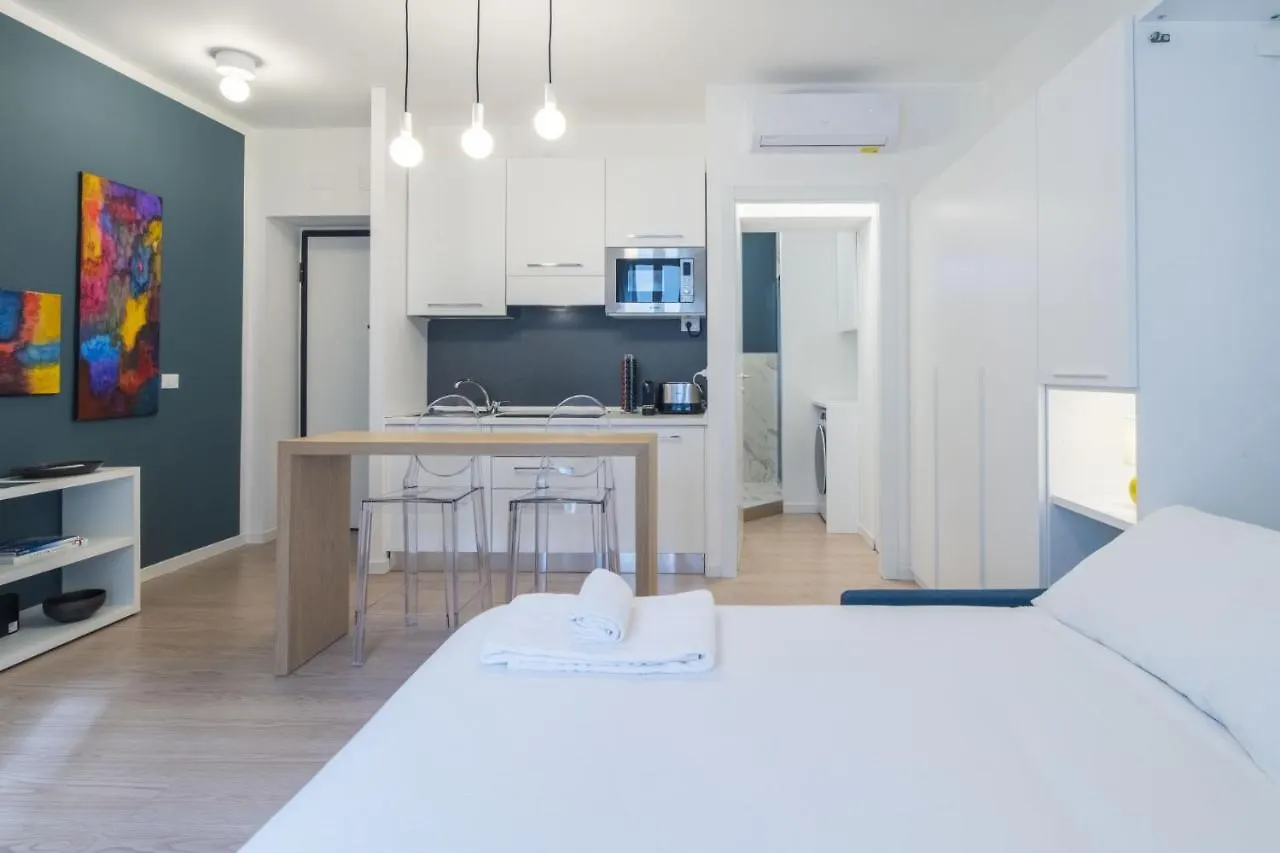 Apartment Easylife - Moderno E Chic Studio In Porta Venezia Milan